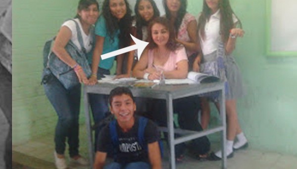#LadyMaestra ni en vacaciones dejó de enseñar y la queman en redes sociales