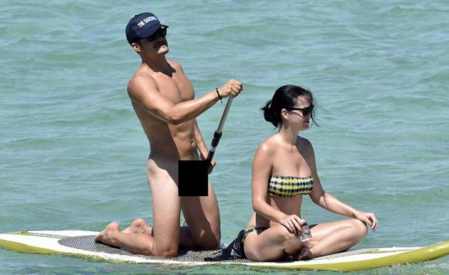 Acá la foto, a Orlando Bloom le gusta andar en encuerado