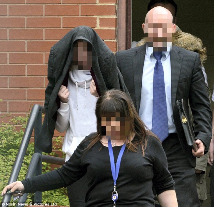 Hermanas de 12 años raptan a bebé de 2 para abusar horribleblemente de ella. La historia es siniestra