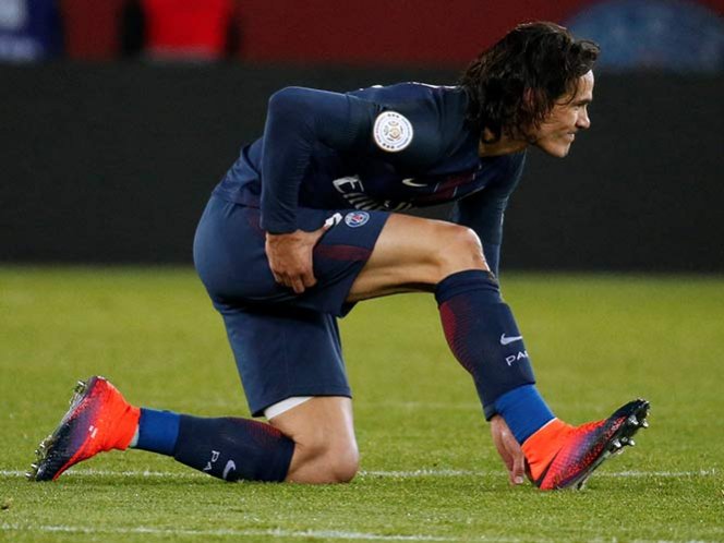 Costosa victoria; Cavani se lesiona en goleada del PSG