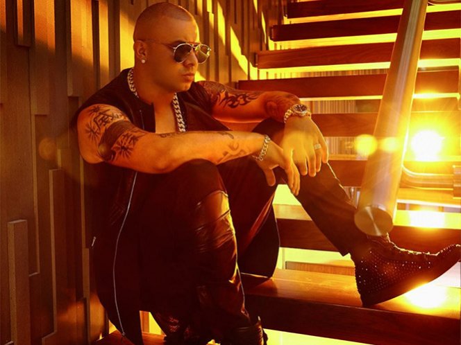 Wisin estrena video 'Vacaciones', grabado en la Rivera Maya