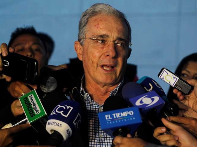 Uribe rechaza nuevamente renegociado acuerdo con FARC