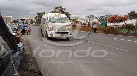 Asaltan a toda hora y a todo mundo en la carretera Texcoco-Lechería