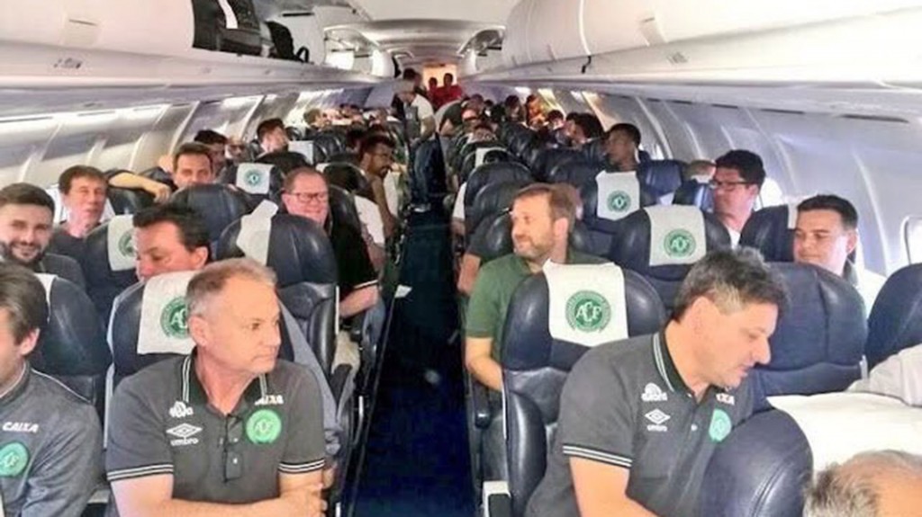 Video: los jugadores de Chapecoense antes de subir al avión