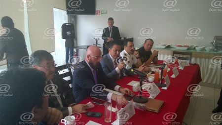 Vecinos de Naucalpan exigen seguridad al Comisionado Estatal de Seguridad