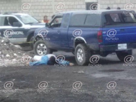 Asesinan a tiros a colombiano frente a su familia en Valle de Chalco; uno más logró huir