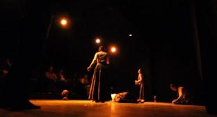 TEATRO: Yerevakayakan, el peso de la familia