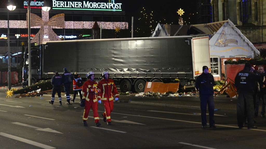 El hombre hallado muerto en el camión que atacó el mercado en Berlín era polaco