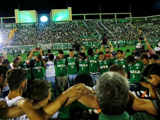 La petición que sacude al mundo: Chapecoense debe jugar