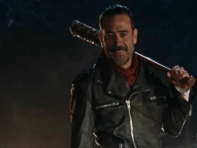 Confiscan bate de 'Negan', de 'The Walking Dead', en aeropuerto