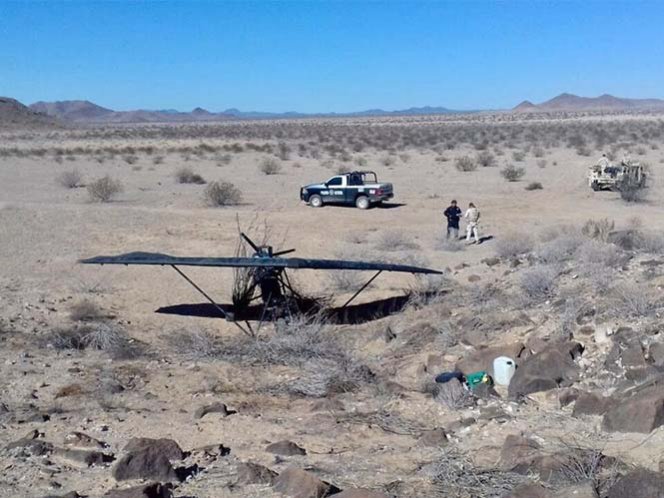 Hallan aeroplano de fabricación casera y 98 kilos de mariguana en Sonora