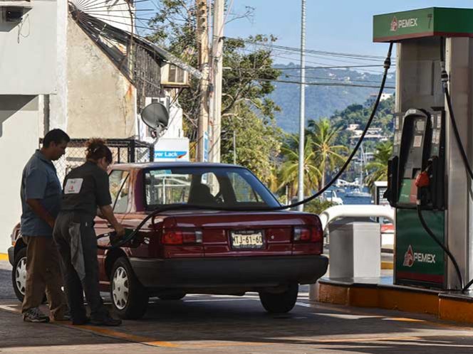 Aumento del precio de gasolinas se debe al déficit de Pemex: Francisco Búrquez