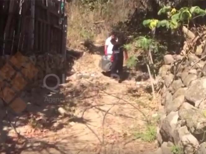 Hallan cuatro cuerpos en fosas clandestinas en Acapulco