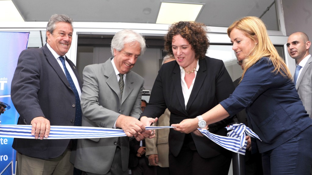 El presidente de Uruguay Tabaré Vázquez inauguró un Centro de Videovigilancia en Maldonado y Punta del Este