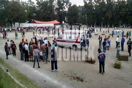 Pelea campal deja dos heridos durante fiesta patronal en Edomex