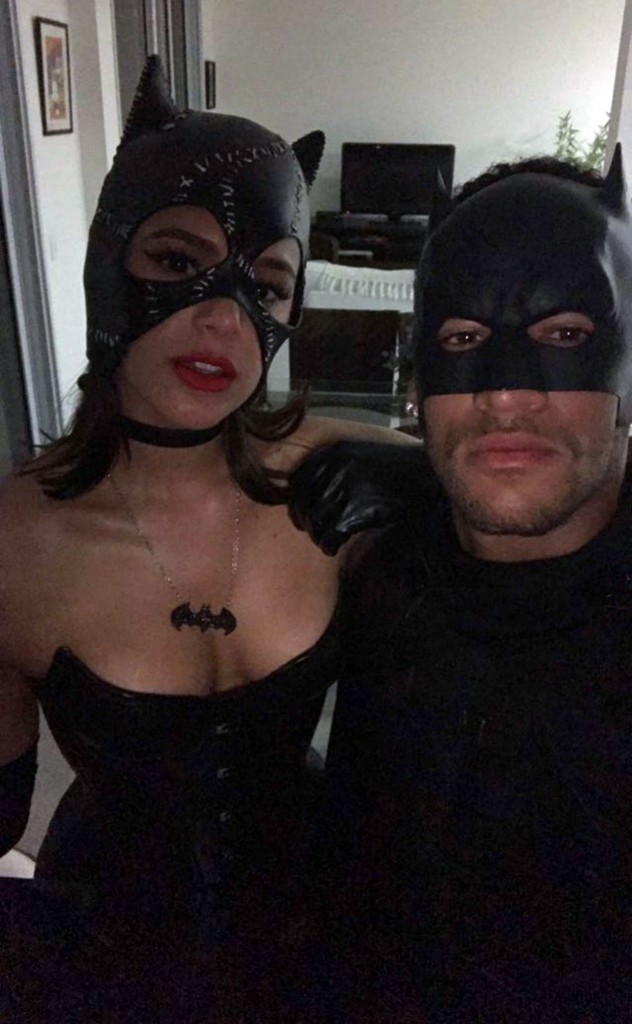 Neymar se disfrazó de Batman para una fiesta: quién fue su sensual Gatúbela