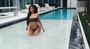 Kylie Jenner 'se destrampa' con toqueteos eróticos