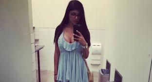 Mia Khalifa enseña senos y otra cosa