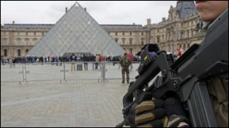 Museo del Louvre reabre luego de ataque terrorista