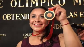 ¡9 años después! Damaris Aguirre recibe medalla olímpica