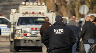 Varias personas fueron apuñaladas en una escuela de Brooklyn