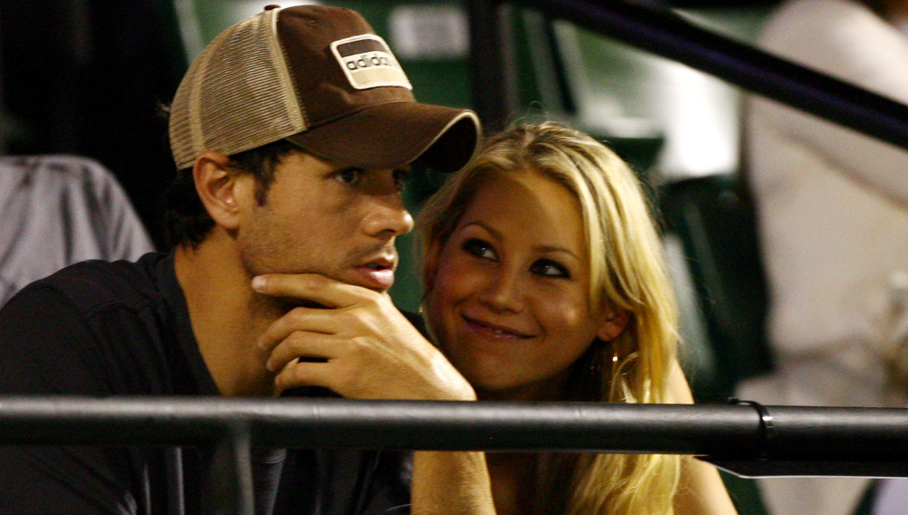 ¡Enrique Iglesias y Anna Kournikova SON PADRES DE MELLIZOS!