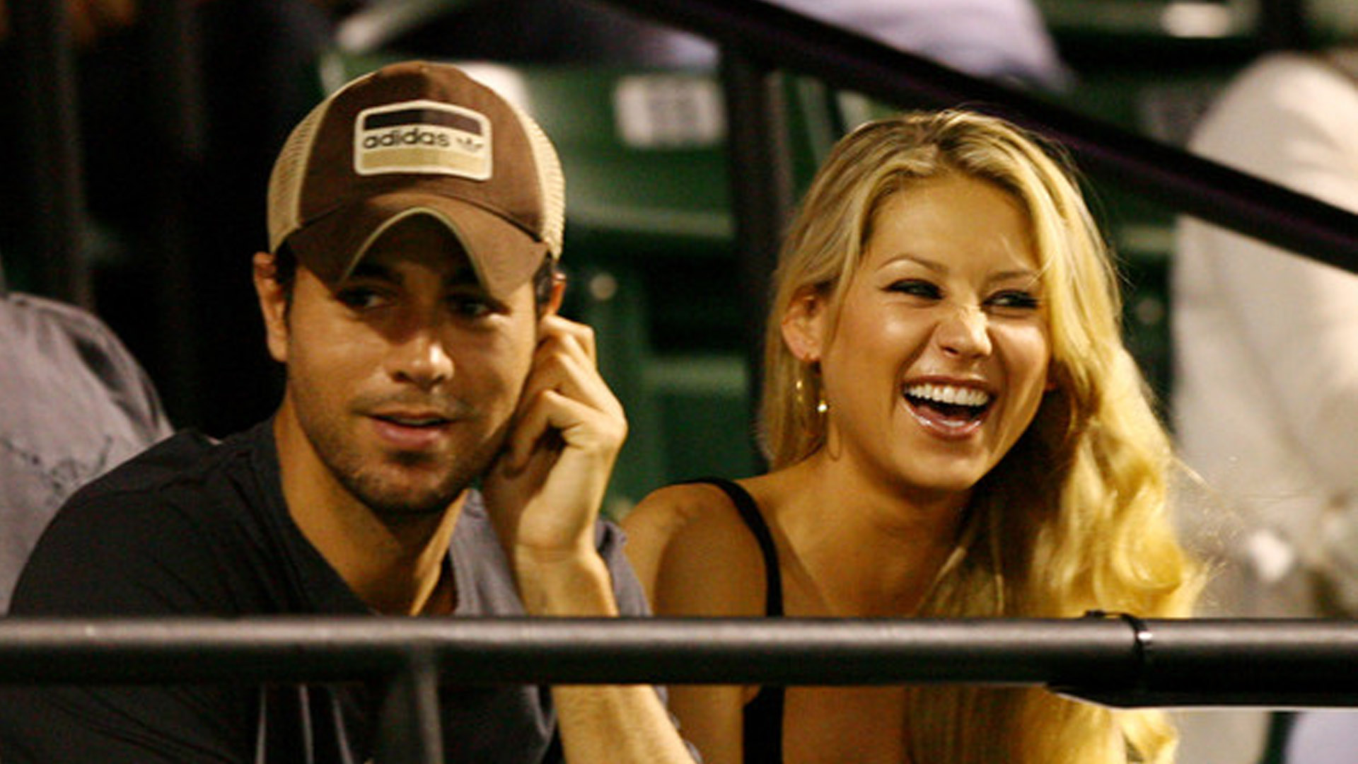 Enrique Iglesias y Anna Kournikova fueron padres de mellizos en secreto