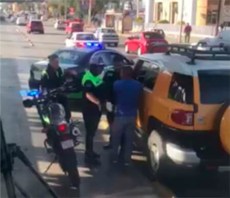 (VIDEO) Policías se comportan como ‘perros de ataque’ en la López Portillo