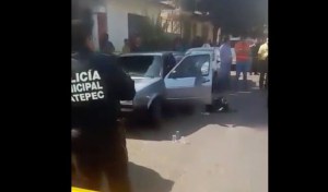 VIDEO: Le dan cuatro balazos a un señor afuera de una notaría en Ecatepec