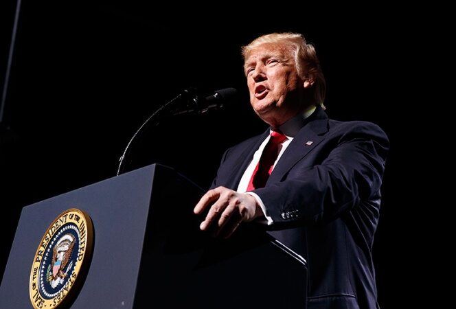 Protestarán contra Trump en la final del futbol americano colegial