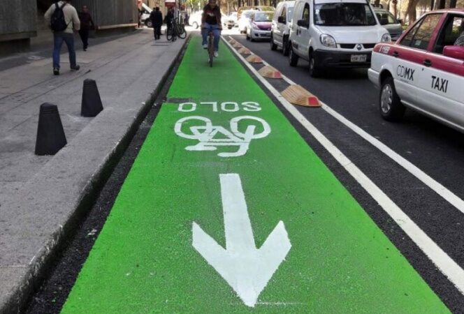 Dan nueva imagen a ciclovía en Paseo de la Reforma 