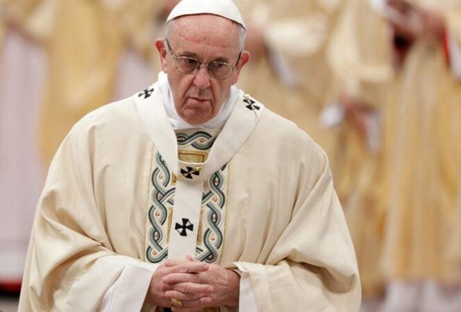 Atacan cuatro iglesias católicas en Chile antes de visita del Papa