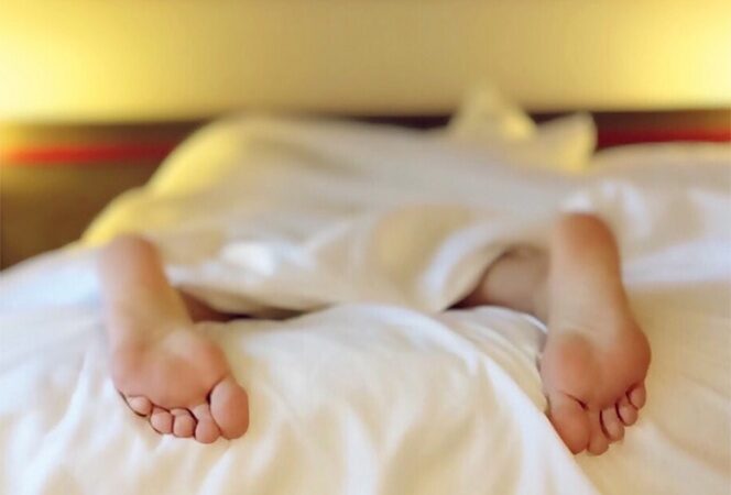 ¿No puedes dormir? Sigue este tip para ‘descansar como un bebé’