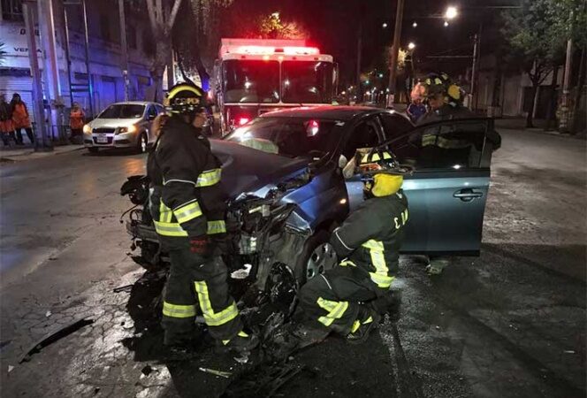 Accidentes viales dejan 10 lesionados en la madrugada