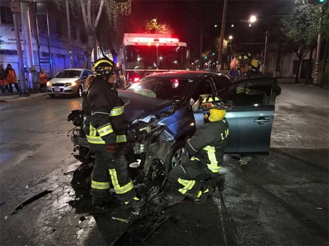 Accidentes viales dejan 10 lesionados en la madrugada