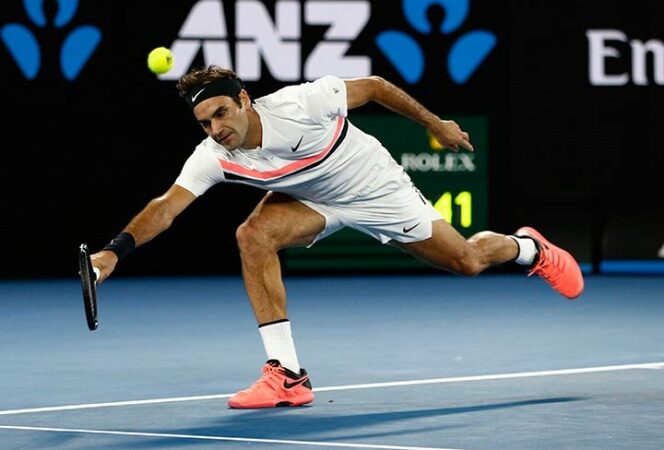 Federer y Djokovic, avanzan en Australia