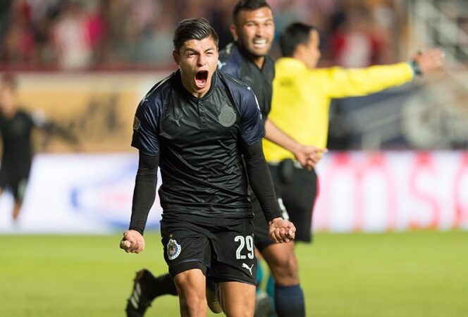 Chivas se sacude la presión