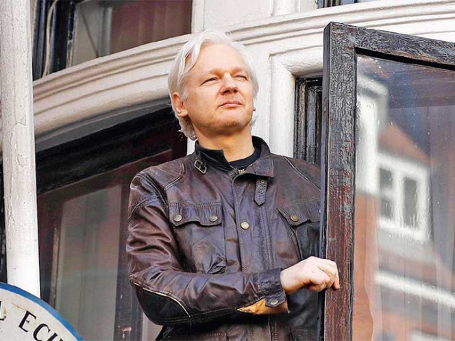 Assange, molestia para el Presidente