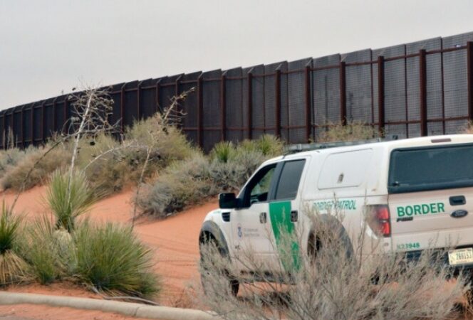 Evade EU leyes ambientales para construir muro fronterizo
