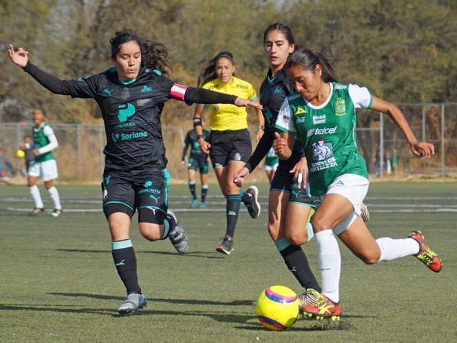 Santos femenil le arrebata los puntos al León