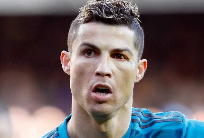Sigo siendo guapo, no hay problema: Cristiano