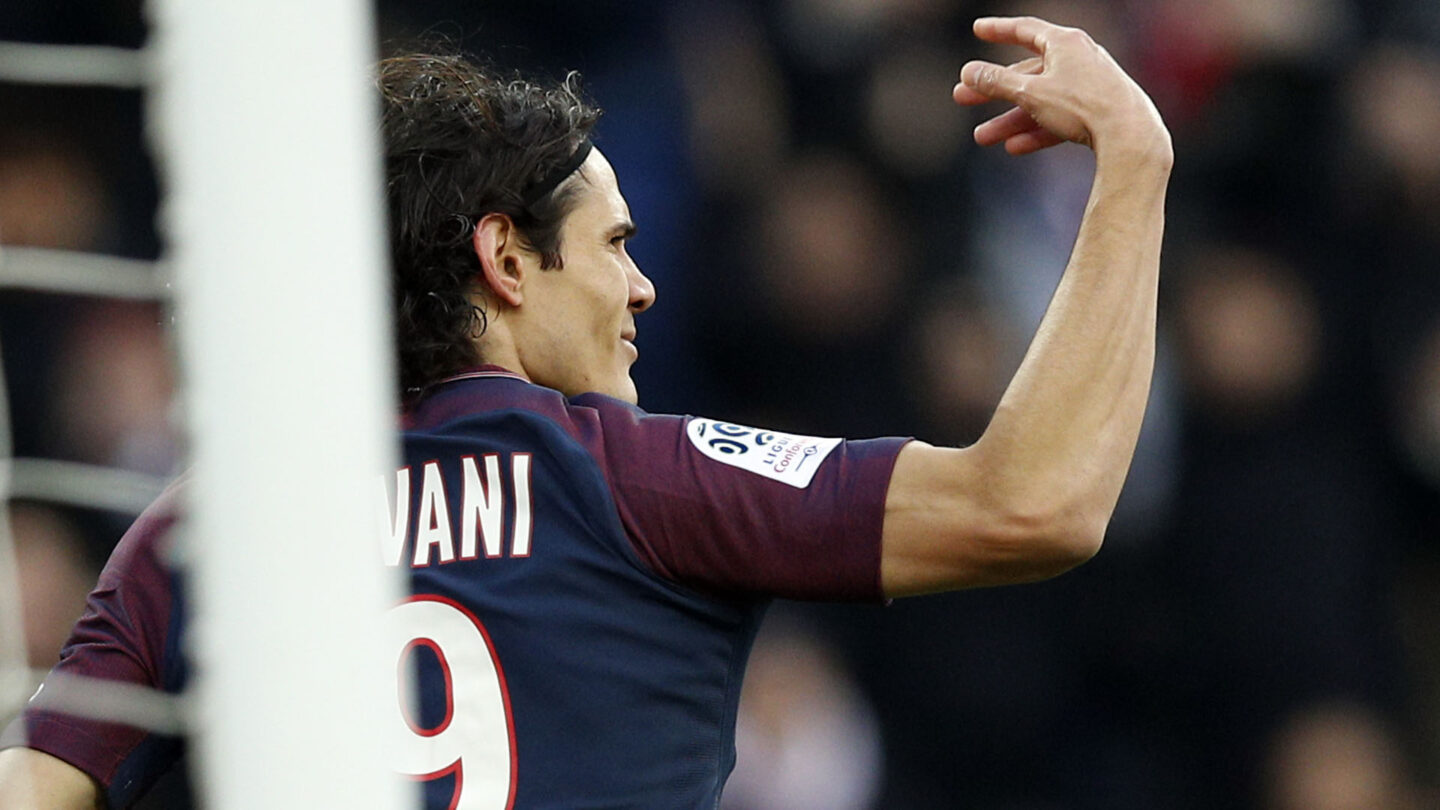 Edinson Cavani hizo historia en el PSG se convirtió en el máximo goleador del club |