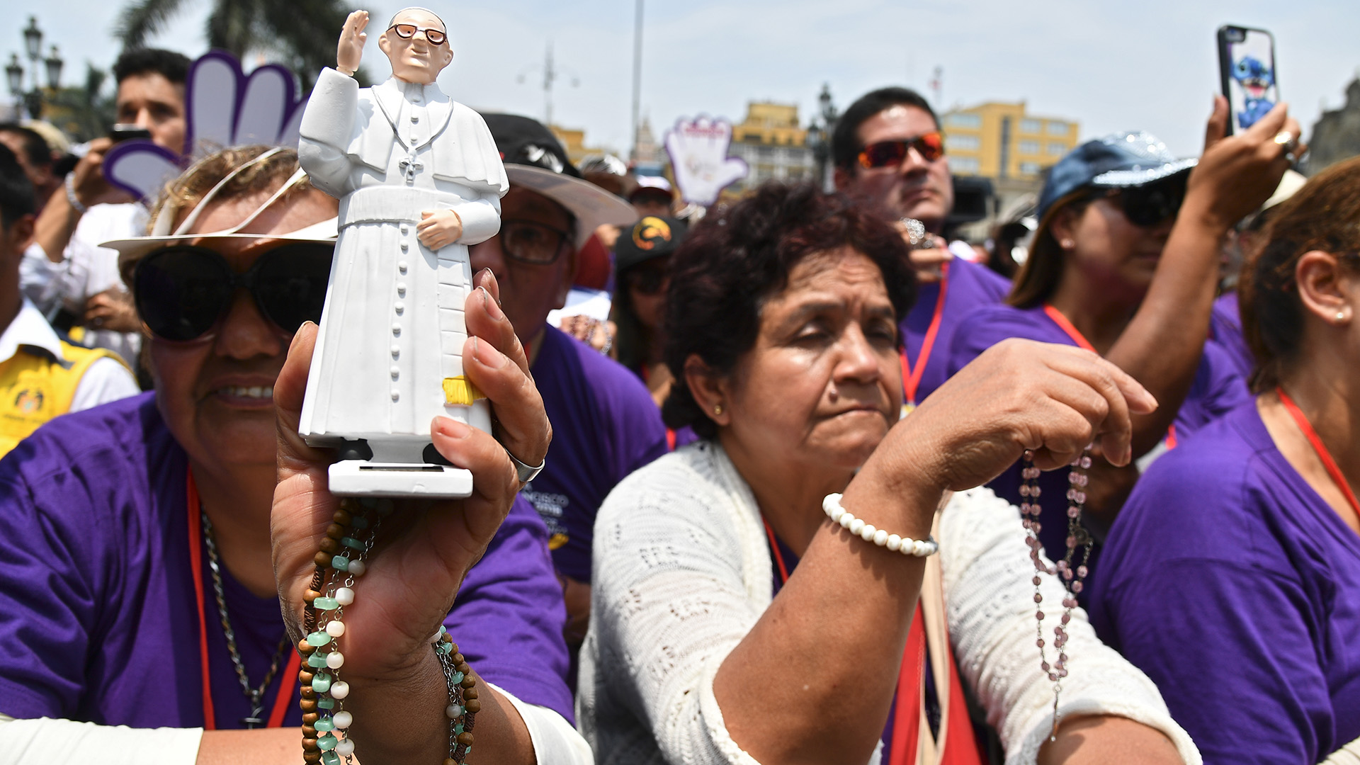 Al menos 250 personas recibieron atención médica mientras aguardan la multitudinaria misa del papa Francisco en Lima