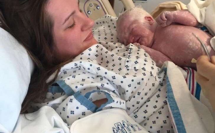 Esta hermosa bebé dejó a sus padres anonadados al nacer. Al mirar su cabeza notaron algo increíble