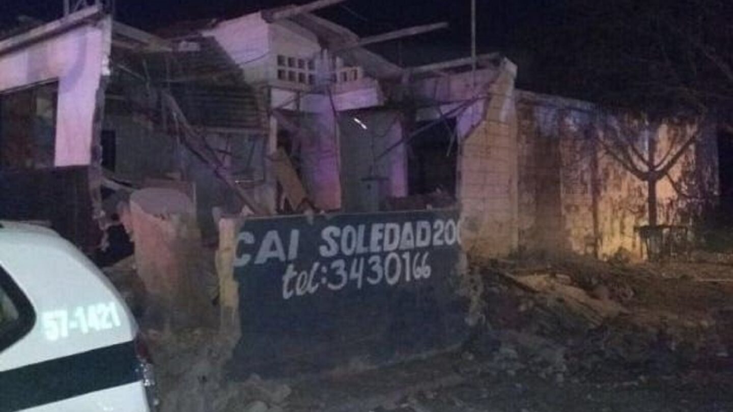 Tercer ataque contra la policía en Colombia en dos días una explosión dejó dos muertos en Bolívar |