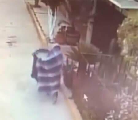 (VIDEO): Aunque haga mucho frío, ladrones roban lo que pueden en Ecatepec