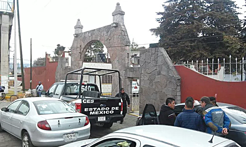 Despiden a 200 policías de Análisis Criminal del Edomex y protestan en redes