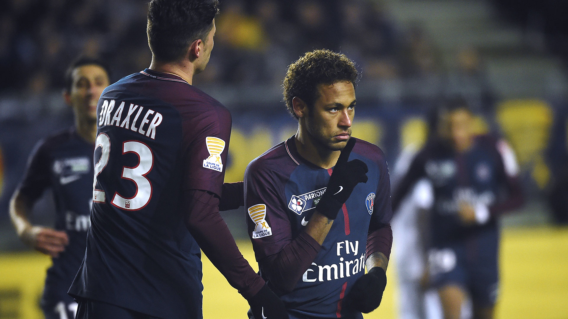 Quitarán la tecnología en el fútbol francés por un grave error en el último partido del PSG