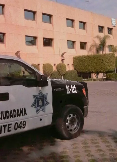 Policías permanecen en hotel donde mataron a una jovencita en Ecatepec