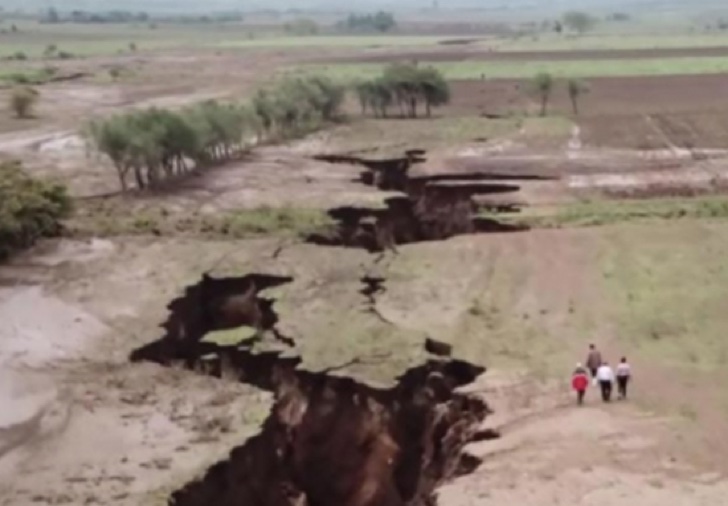 Una grieta gigante amenaza con dividir África en dos partes. Está ocurriendo a un ritmo alarmante